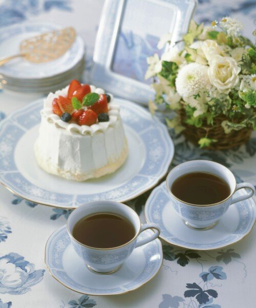 レースウッドゴールド パーティーセット | ノリタケ食器公式オンライン