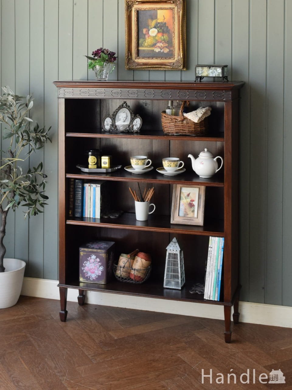 フランスから届いたアンティーク家具、オープンブックシェルフ