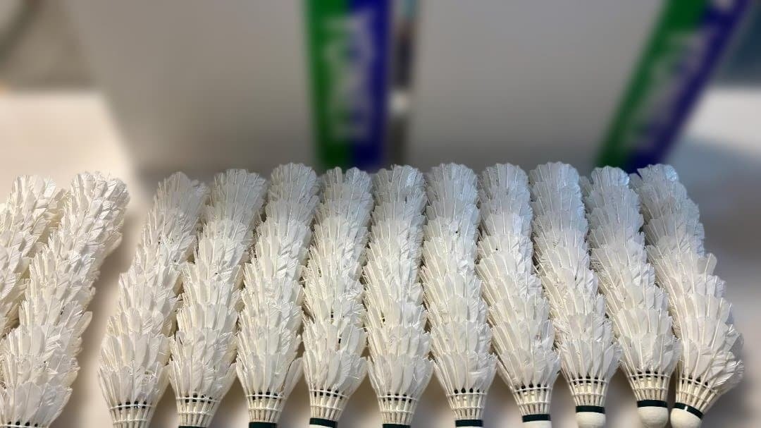 中古シャトル＆修理可能30球ニューオフィシャル＃3~4 2026年最新】Yahoo!オークション - シャトル(バドミントン スポーツ別